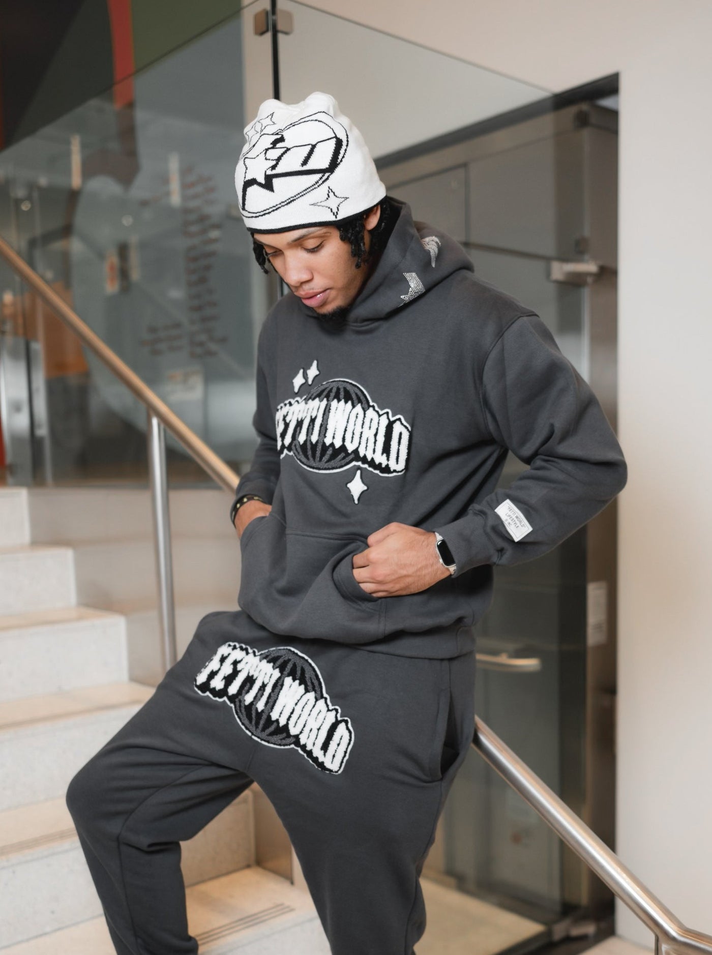 Fetti World Hoodie - Gunmetal