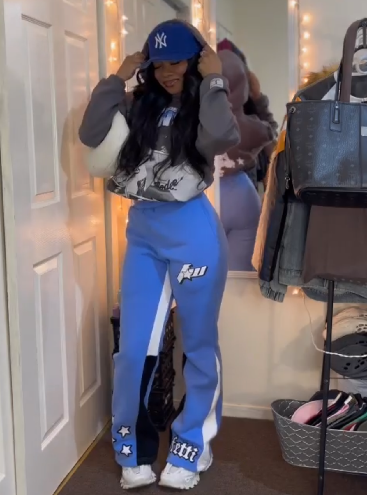 V2 FLARE SWEATPANTS- UNC
